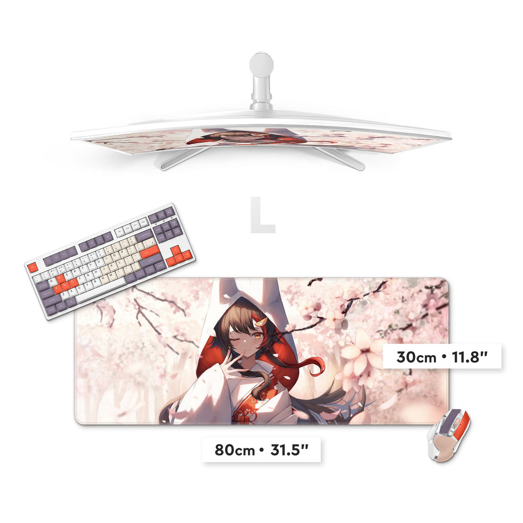 L Gaming Mouse Pad / Deskmat (31.5″x11.8″)